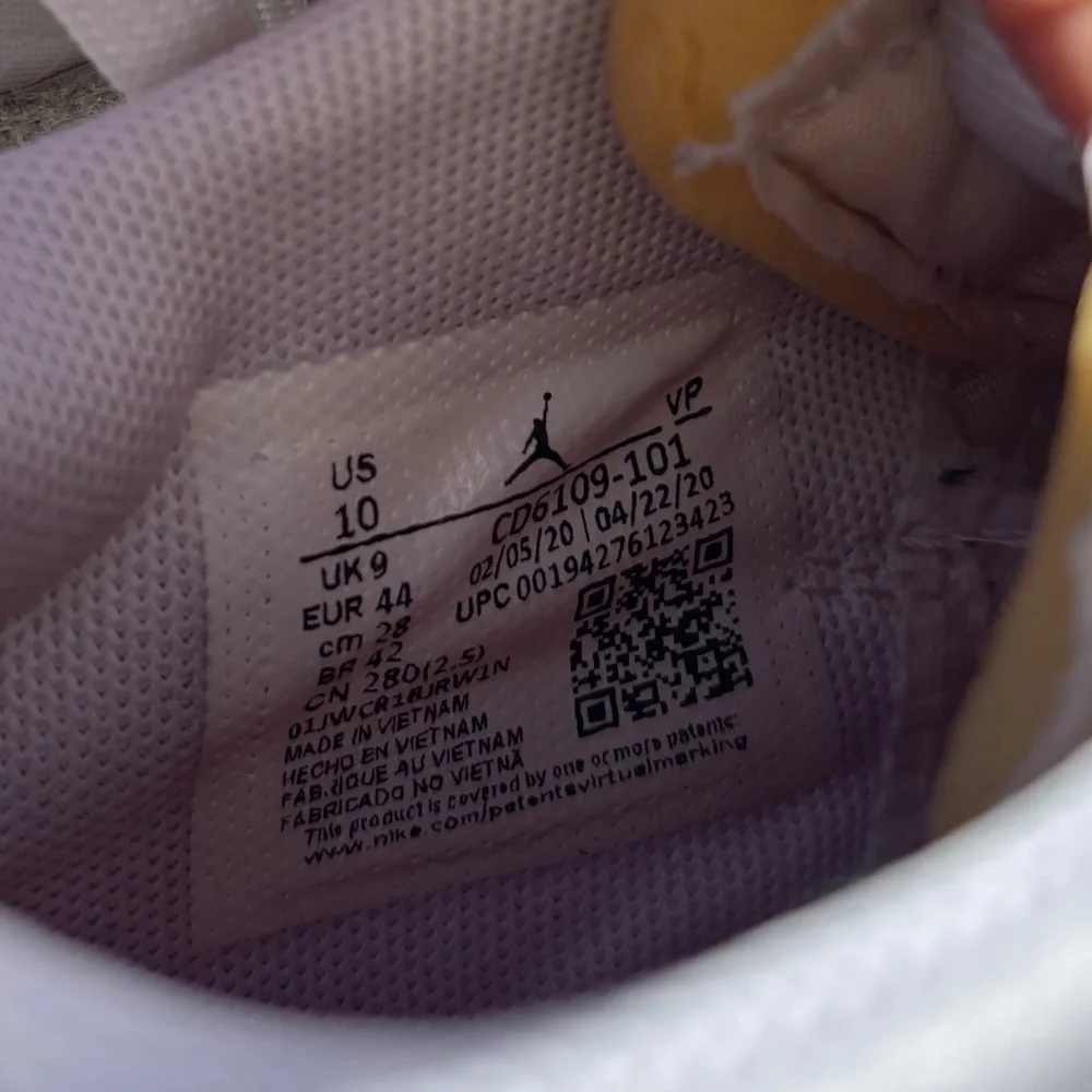 Men's Size 10 M Nike Air Jordan Delta React Low CD6109-101 White Vast Grey Shoes